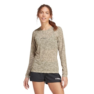 Main image showing a product in the gallery