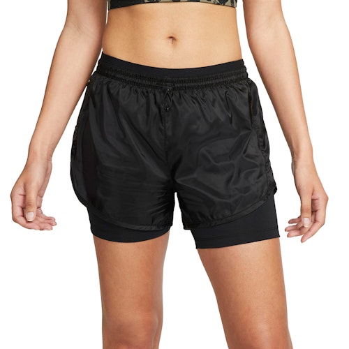 Nike icon 2024 clash shorts women's