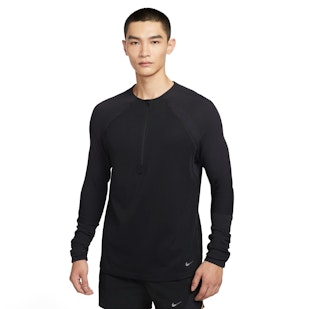 Main image showing a product in the gallery