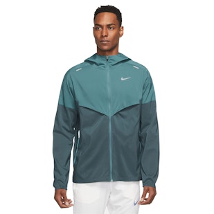 Main image showing a product in the gallery