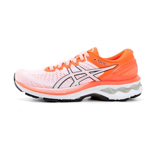 Main image showing a product in the gallery