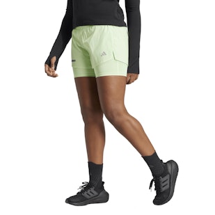 Main image showing a product in the gallery