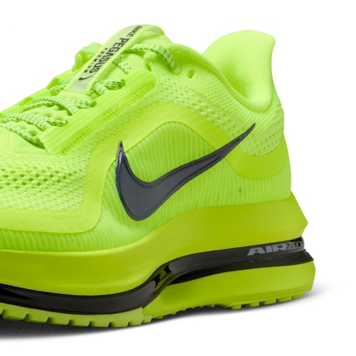 Neon Air Max 720 Volt Glow Nike Air Max 95 Ultra Jacquard Volt' In