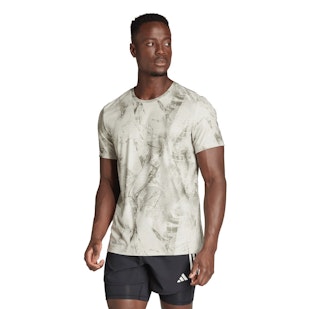 Main image showing a product in the gallery