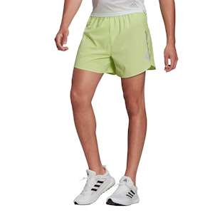 Main image showing a product in the gallery