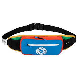 Main image showing a product in the gallery