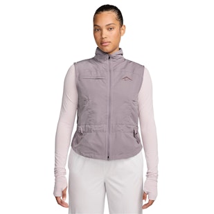 Main image showing a product in the gallery