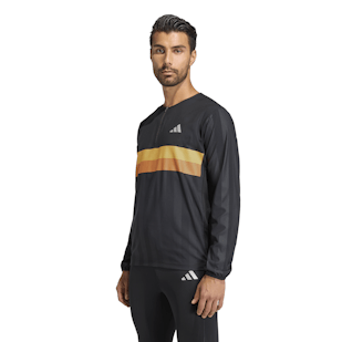 Main image showing a product in the gallery