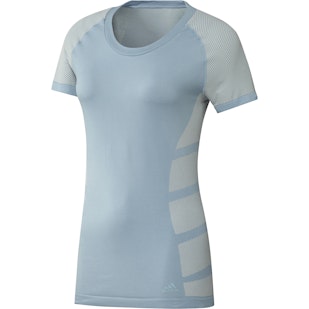 Main image showing a product in the gallery