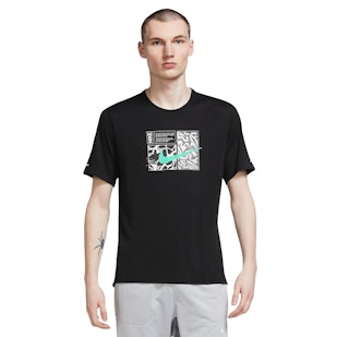 Main image showing a product in the gallery