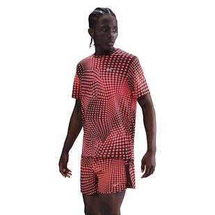 Main image showing a product in the gallery