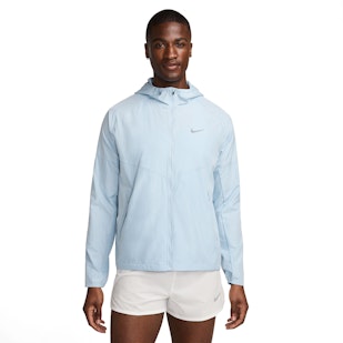 Main image showing a product in the gallery