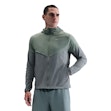 Nike Impossibly Light Windrunner Jacket Men Grün