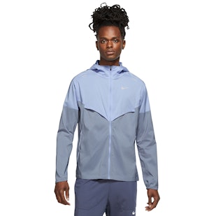 Main image showing a product in the gallery