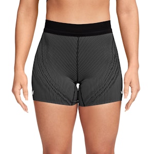 Nike Dri-FIT ADV AeroSwift 5 Inch Short Tight Dame Nike Dri-FIT ADV AeroSwift 5 Inch Short Tight Dame