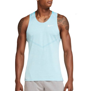 Main image showing a product in the gallery